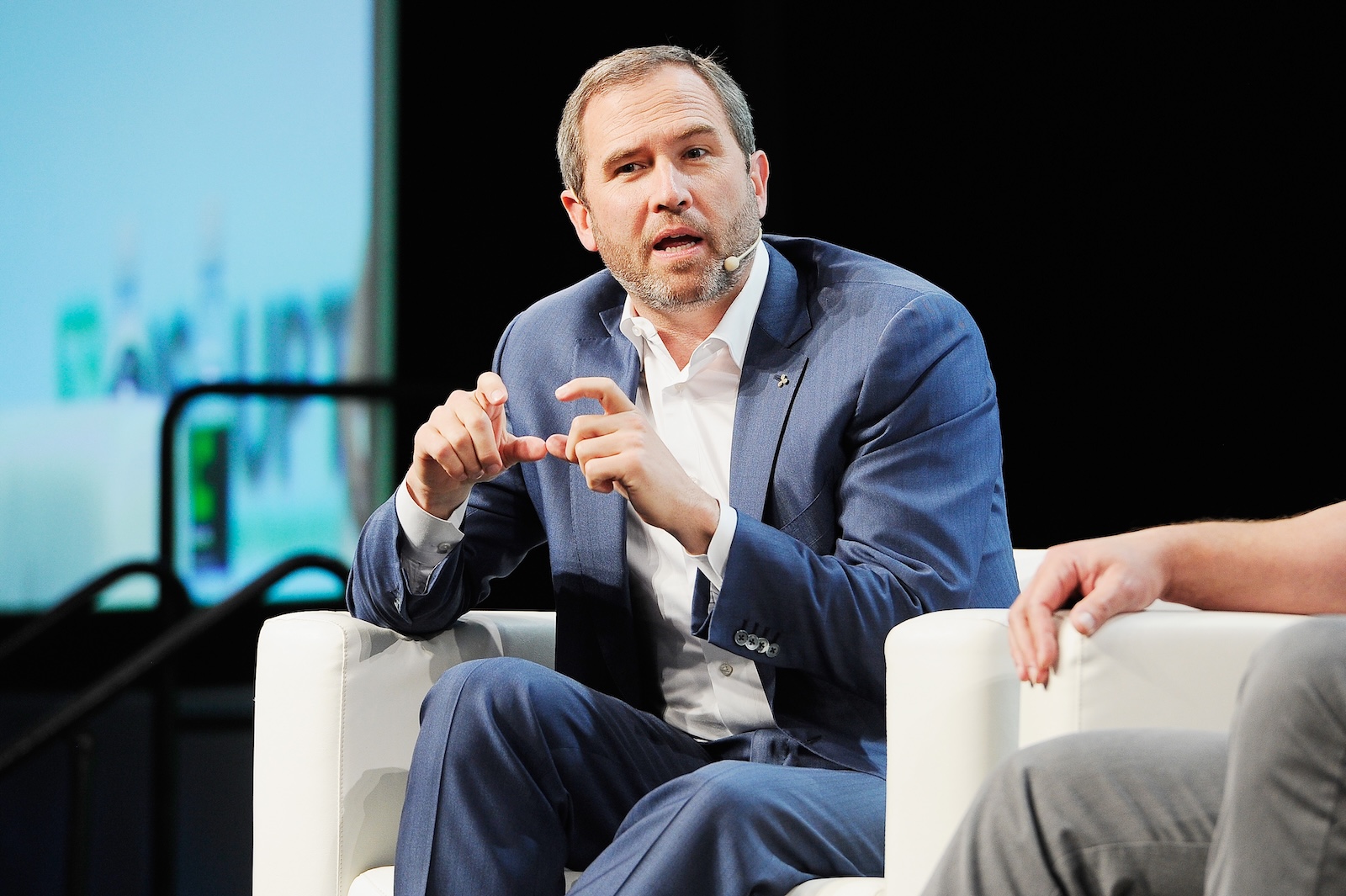 Ripple CEO Warns Crypto Bill Has 2 Weeks To Pass